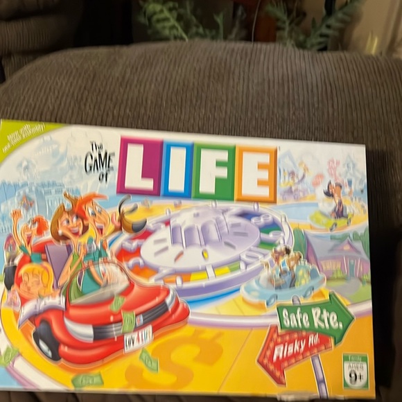 Milton Bradley Other - Life Board game